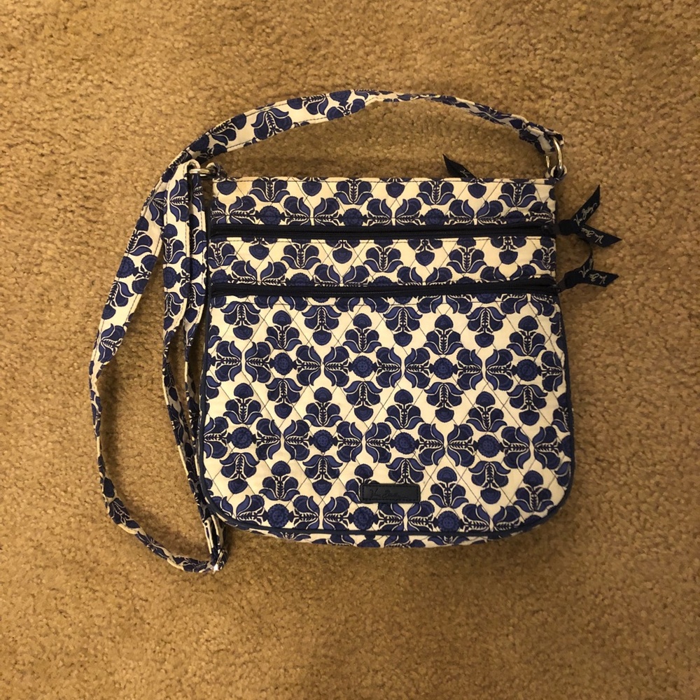 Vera Bradley crossbody bag